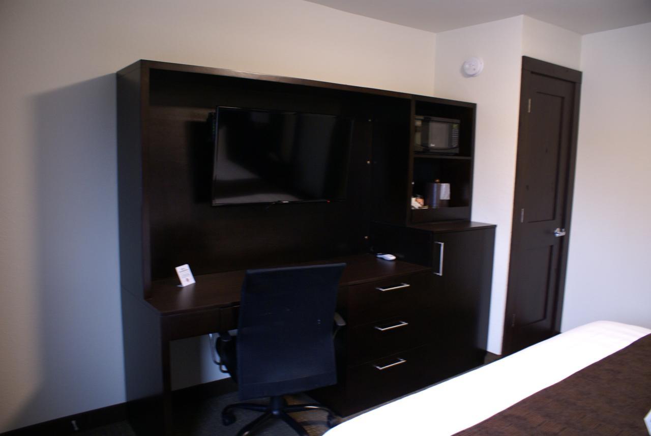Boarders Inn & Suites By Cobblestone Hotels - Syracuse Eksteriør billede