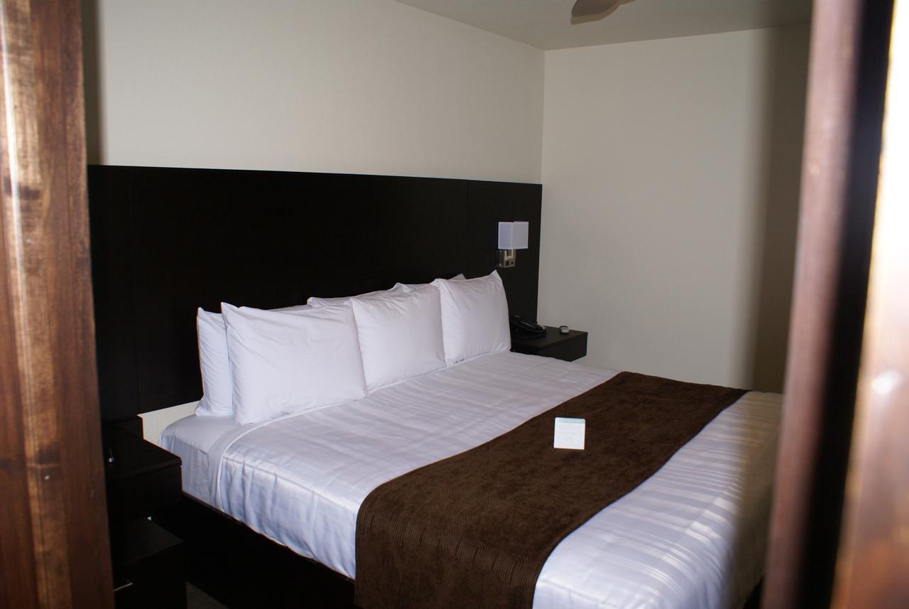 Boarders Inn & Suites By Cobblestone Hotels - Syracuse Eksteriør billede