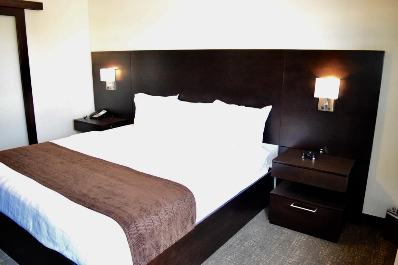 Boarders Inn & Suites By Cobblestone Hotels - Syracuse Eksteriør billede